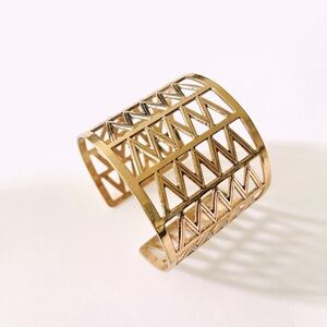 Gold Manchette Bracelet